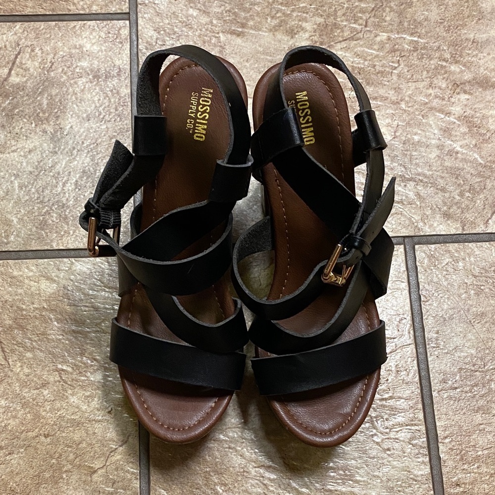 Mossimo Supply Co. Women's Black Size 8 Chunky Sandals